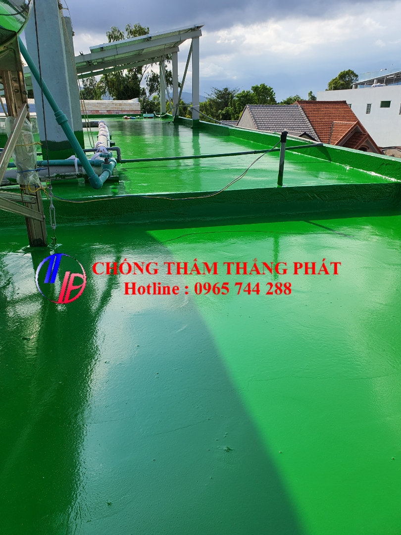 Chống thấm sàn mái bằng hệ Polythane lộ thiên .